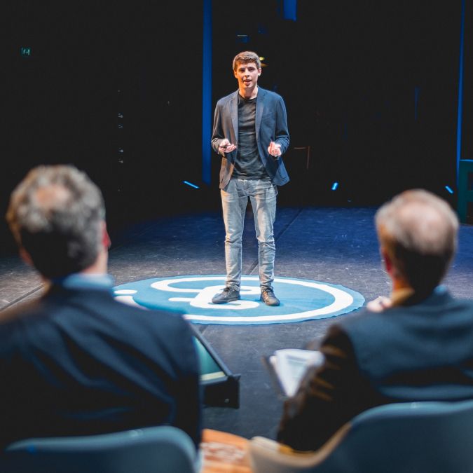 Freek and investors from Philips